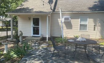 Janssen Park Place B&B