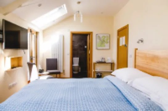 The Saracens Head Inn Hotels in 