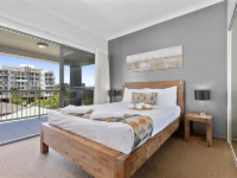 La Vida on Anzac Hotels in Redcliffe