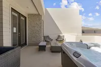 Lux Azul by RedAwning - Villas