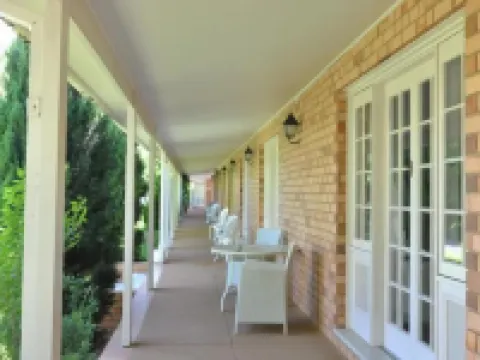 Poplars Inn Mittagong Hotels in Bowral
