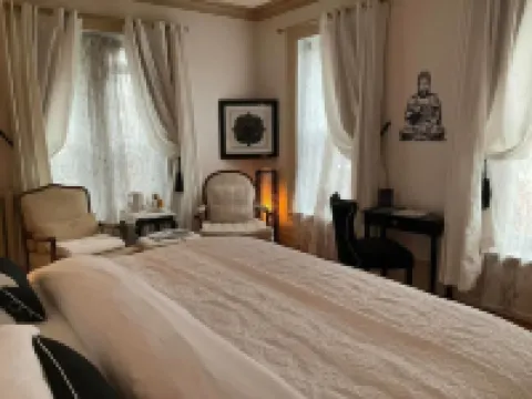 Île de Garde B&B Hotels in Sherbrooke