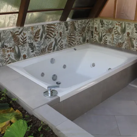 Sacha Urco Lodge -Private Cloud Forest Reserve in Mindo-4X4 Recommended March-April