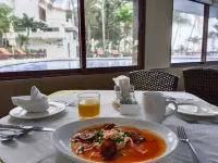 Sina Suites Cancun - Solo Adultos - Bữa sáng