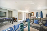 Centrally Located Hampton Home 6 Mi to Downtown! - parking