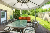 Les Matins de Victoria Hotels in Waterloo