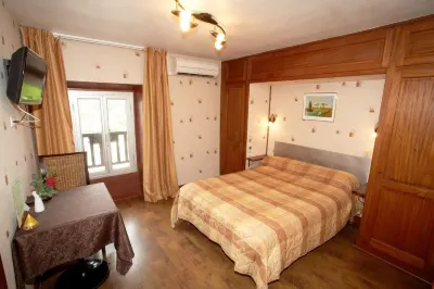 Auberge de l'Hélix Hôtels à : Sens