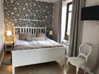 Skivarps Gästgivaregård Hotels in Skurup