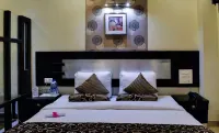 Hotel Shanti Palace