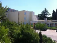 Villa Lovorka - Hotel Resort Dražica Các khách sạn gần Inn Palace