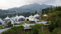 Mahkota Sangkuriang Bandung Hotel dekat The Nice Park Bandung