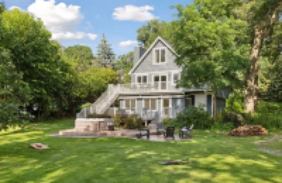 Lakefront Getaway: Sauna, Hot Tub, Firepit & More! 3 Bedroom Home by RedAwning