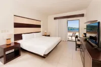 Villas Sol Beach Resort Hotel a 