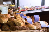Hotel Vis à Vis - Desayuno