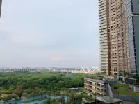 Gold Coast PIK Sea View Apartments by Rentrooms - Ocean View