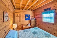 Quiet & Private Cabin ~ 5 Mi to Dale Hollow Lake! - Wifi