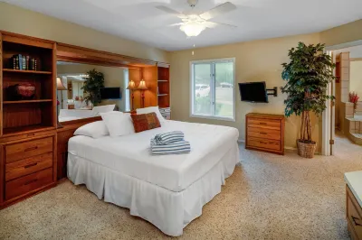Los Lagos at Hot Springs Village a Ramada by Wyndham Hotels in Hot Springs Village