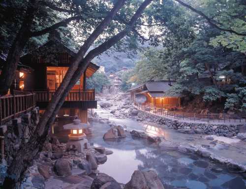 宝川温泉汪泉閣