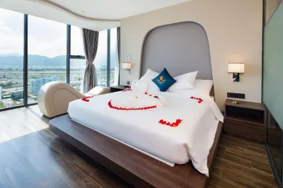 Amber Hotel Managed by HT Отели в г. Нячанг