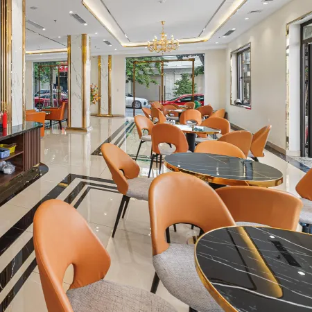 Harmony HaLong Hotel Отели рядом с достопримечательностью «Бухта Халонг»