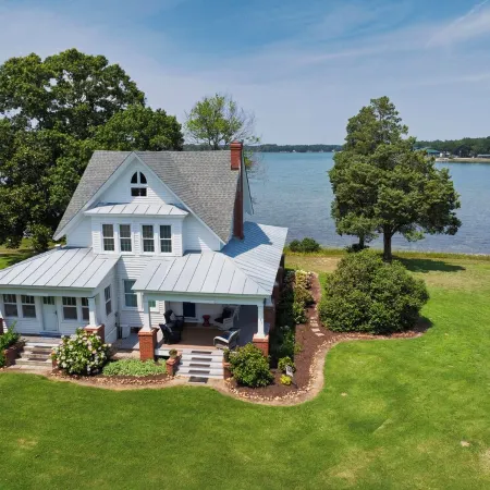 Experience the Best of Mathews Riverfront Living Here at Mariner's Legacy!