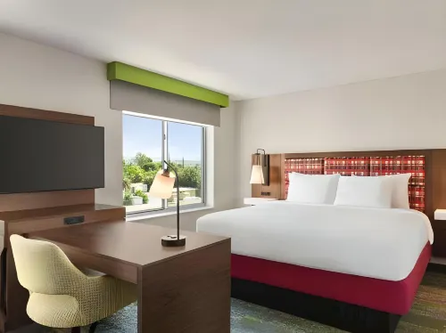 Hampton Inn & Suites  Oroville Hotels in Butte County