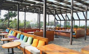 Balcony Hotel Sukabumi