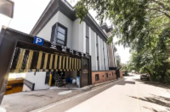 Hwaseong Mead Meli Hotels in 