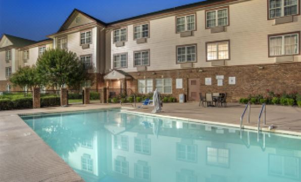 Best Western Plus Bessemer Hotel  Suites