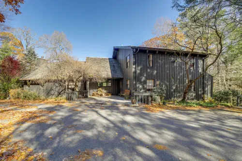 Mountain-View Cashiers Home: Near High Hampton!- - 3-Star