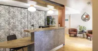 Sure Hotel by Best Western Nimes Est Hotels in Sainte-Anastasie