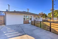 Norwalk Retreat w/ Pool ~ 11 Mi to Disneyland Park
