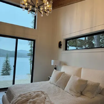 Montana McGregor Lake Waterfront, Sleeps 9, New Build, with Swim Spa  & Dock.