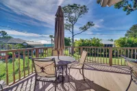 Sebastian Home w/ Large Deck Near Golfing & Beach