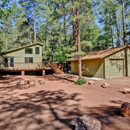 Simply Wonderful....Fully Remodeled Cabin in Pine, AZ