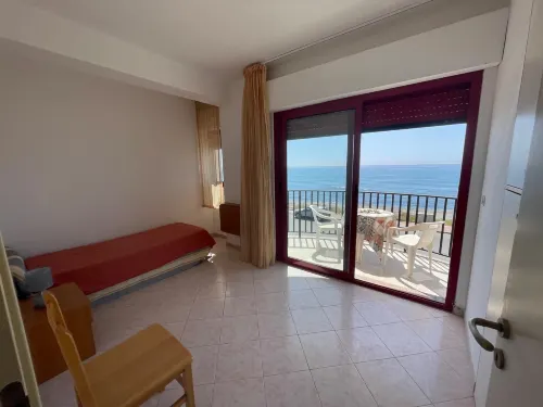 Hotel Lungomare 3 Stelle Các khách sạn ở Bianco