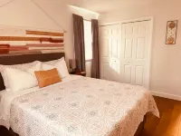 Spacious Patio and BBQ Grill - Charming Family Retreat Hotels in Saint James