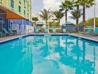 Holiday Inn Express & Suites FT. Lauderdale Airport/Cruise