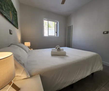 Apartment with Sea View Close to the beach