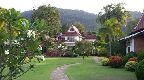Lavender 4 bedroom ocean view villa