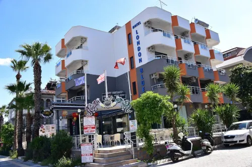 Hotel London Blue - 2-Star