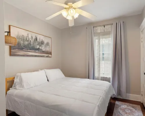 Cozy Dog-Friendly Boho Duplex Hotels in Lakewood