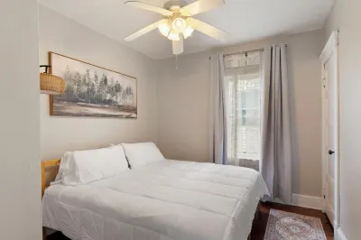 Cozy Dog-Friendly Boho Duplex Hotels near GV Art + Design