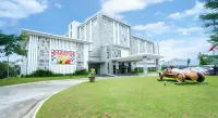 Lorin Sentul Hotel Hotel dekat Sentul Nirwana