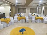 Kyriad Hotel Solapur by Othpl فنادق في سولابور