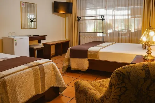 Hotel Puerta del Sol - San Jose Airport Hotel a San Rafael