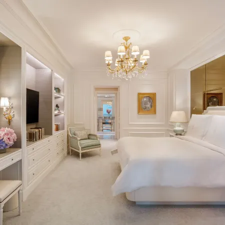 Four Seasons Hotel George V Paris