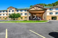 Quality Inn & Suites Vail Valley Hotels in Eagle