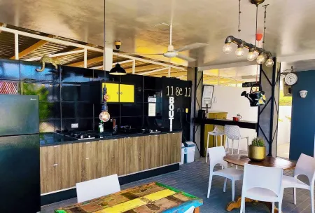 studio My Space@11and11aruba very close to Eagle Beach Отели рядом с достопримечательностью «Игл Бич»