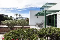 كايبيتش صن Hotels near Sunset